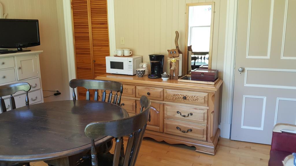 Le Manoir du Vieux Presbytère Port-Daniel Extérieur photo
