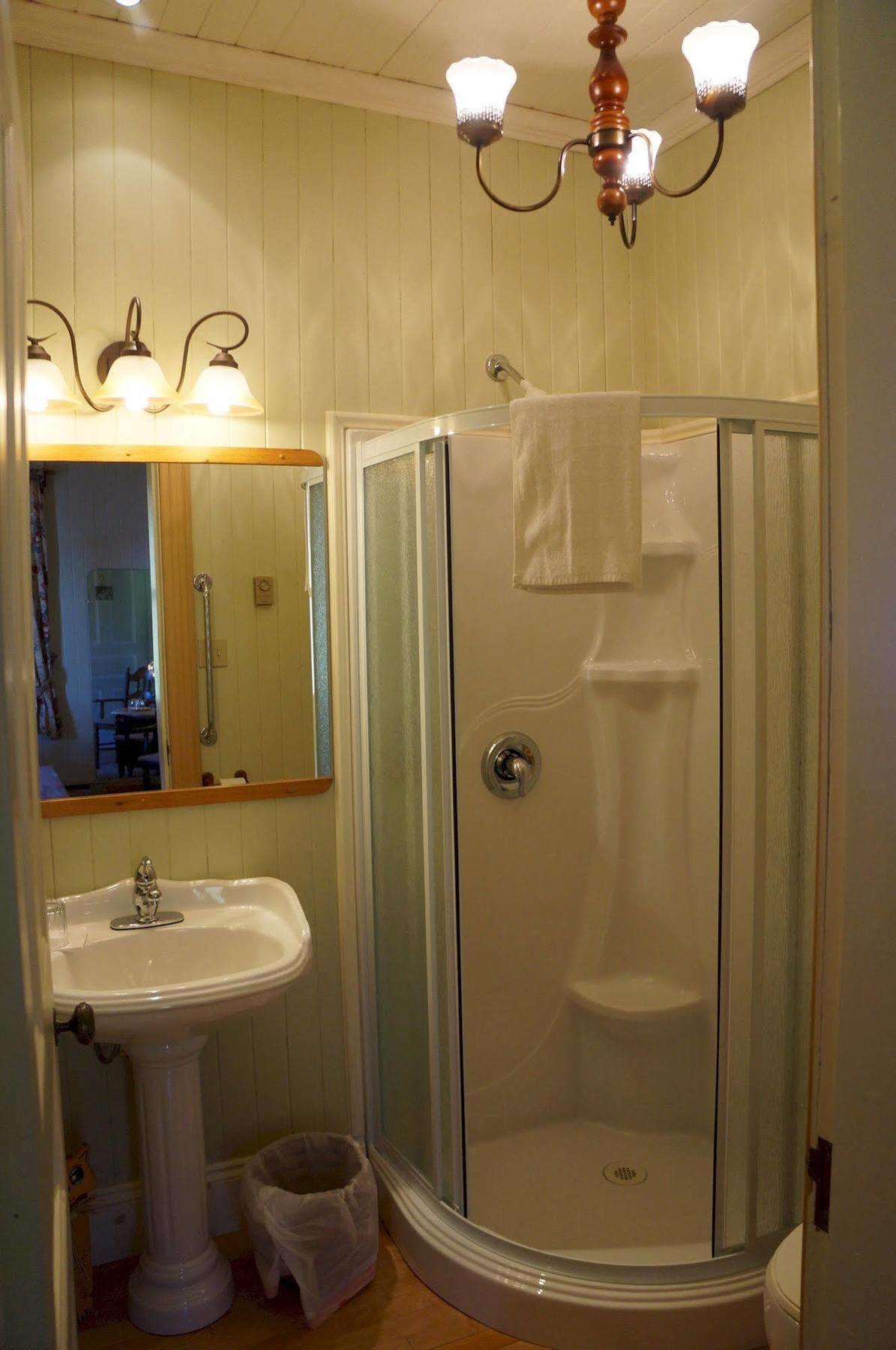 Le Manoir du Vieux Presbytère Port-Daniel Extérieur photo