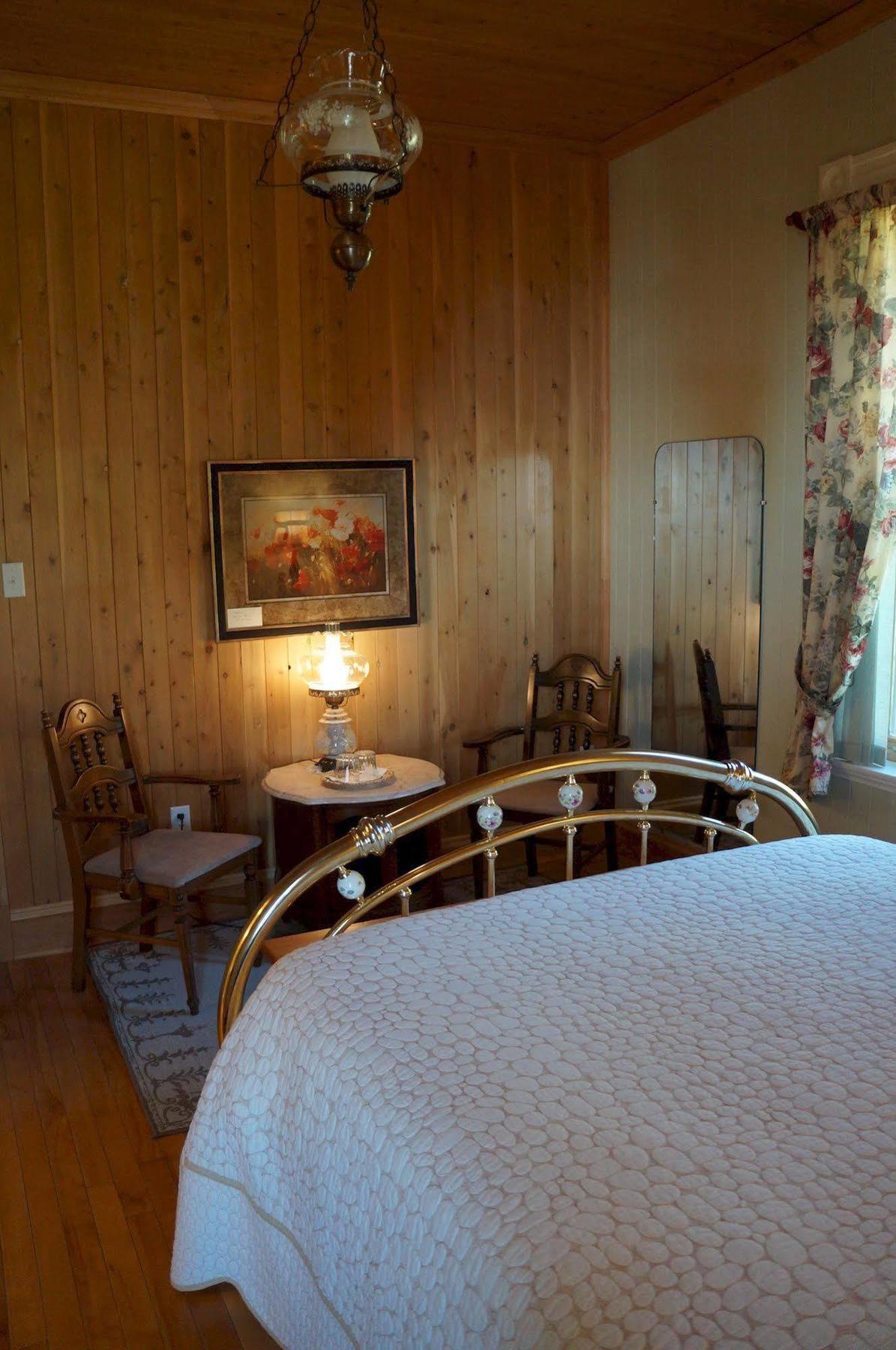 Le Manoir du Vieux Presbytère Port-Daniel Extérieur photo